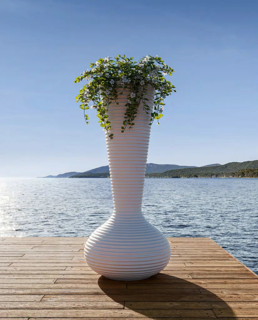 pot de fleurs bloom Vondom