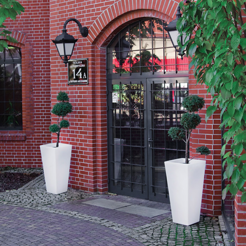 vase extérieur haut blanc