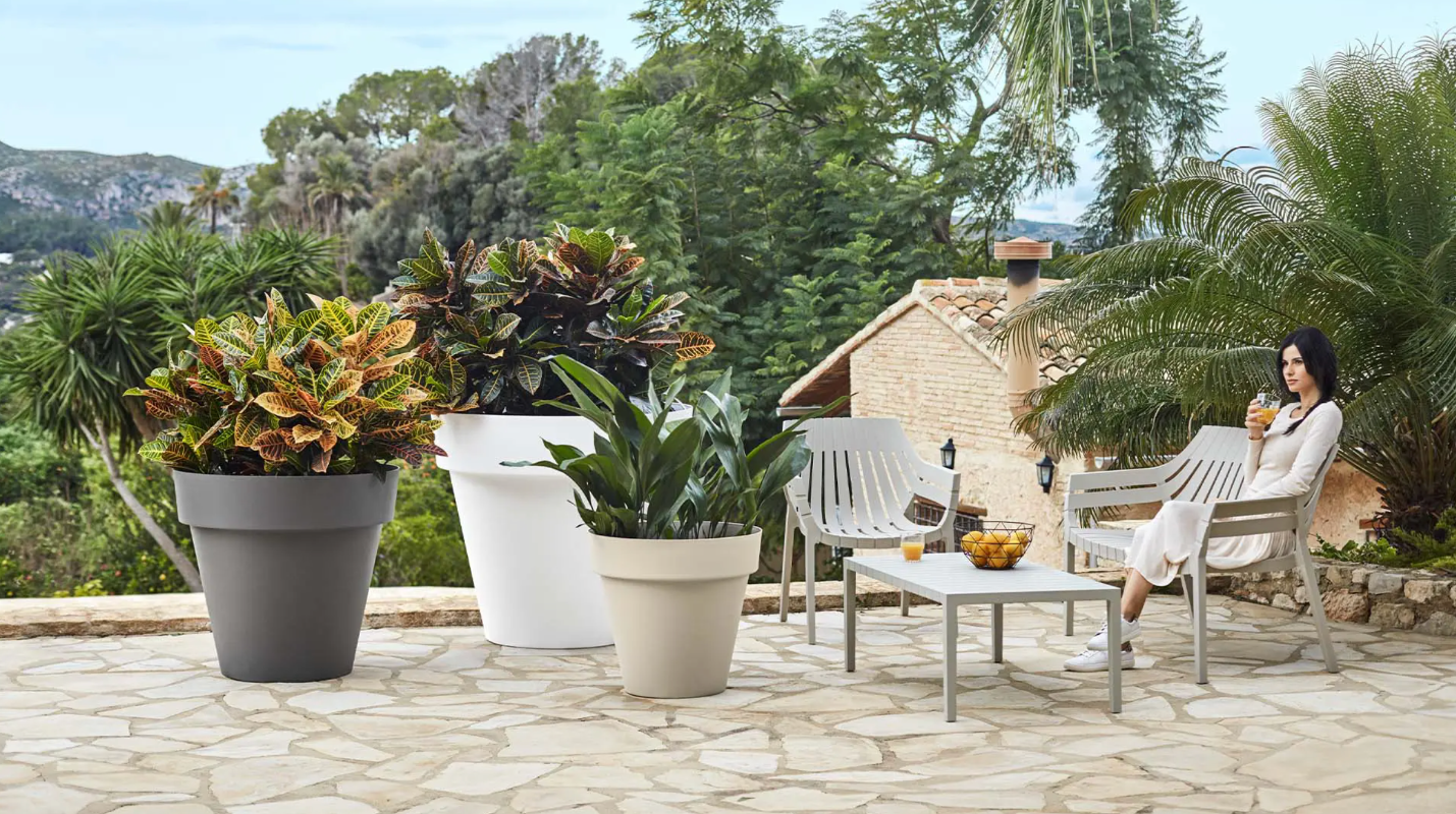    CACHE-pot-fleurs-2m