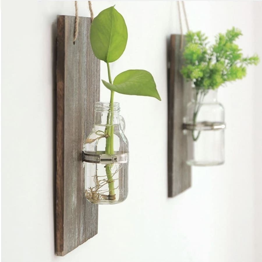 cache pot mural en bois