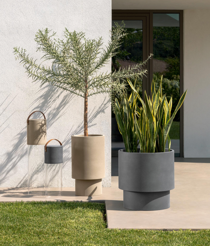 cache-pot-exterieur-ciment